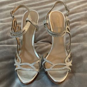 Pelle Moda Silver Heels